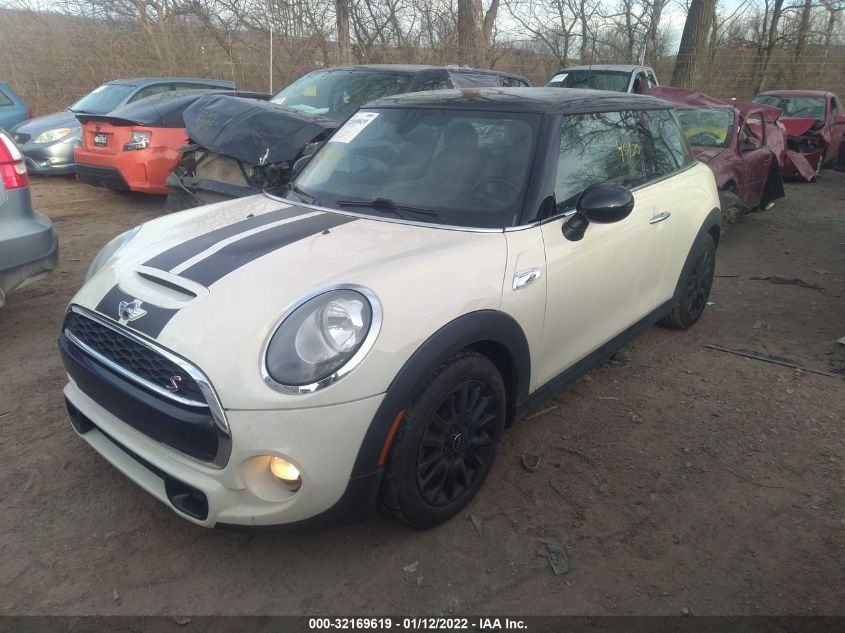 2015 MINI COOPER HARDTOP S WMWXP7C57F2A34735