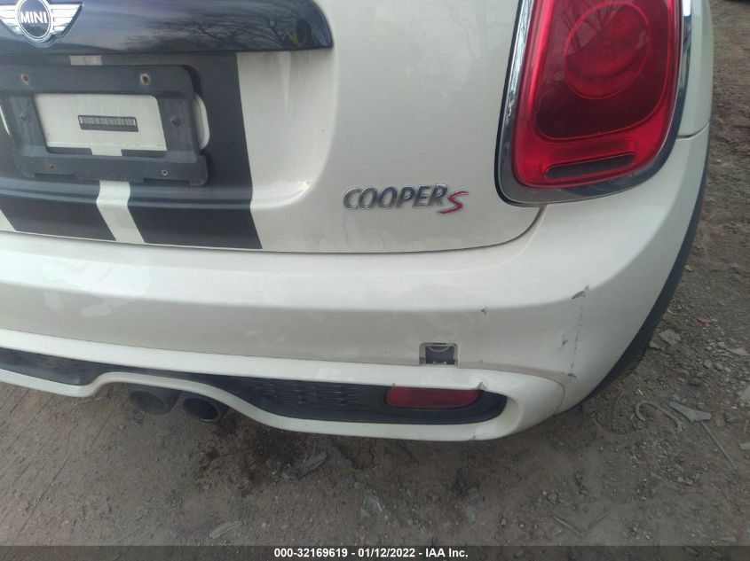 2015 MINI COOPER HARDTOP S WMWXP7C57F2A34735