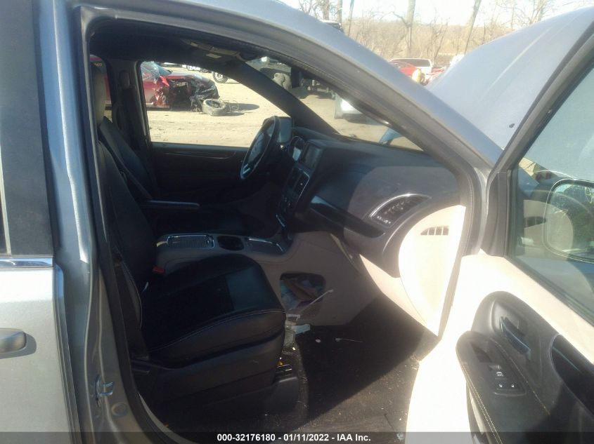 2019 DODGE GRAND CARAVAN SXT 2C4RDGCG4KR744965