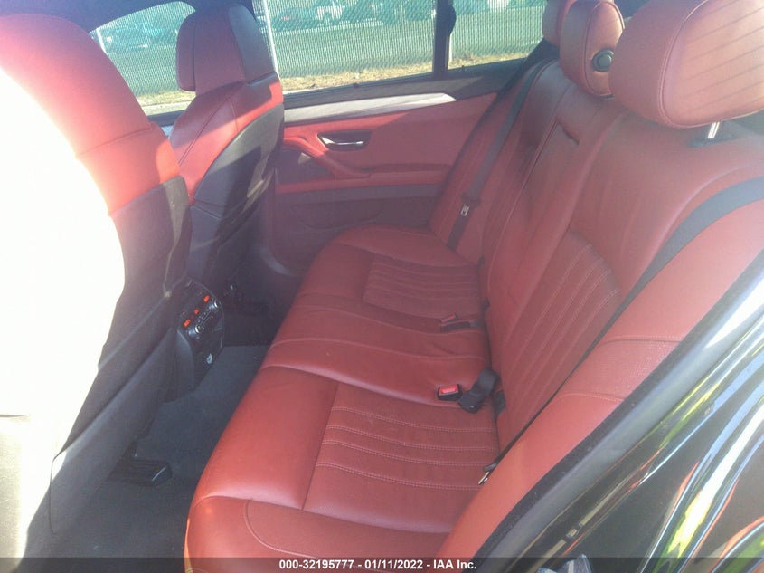 BMW M5 2013