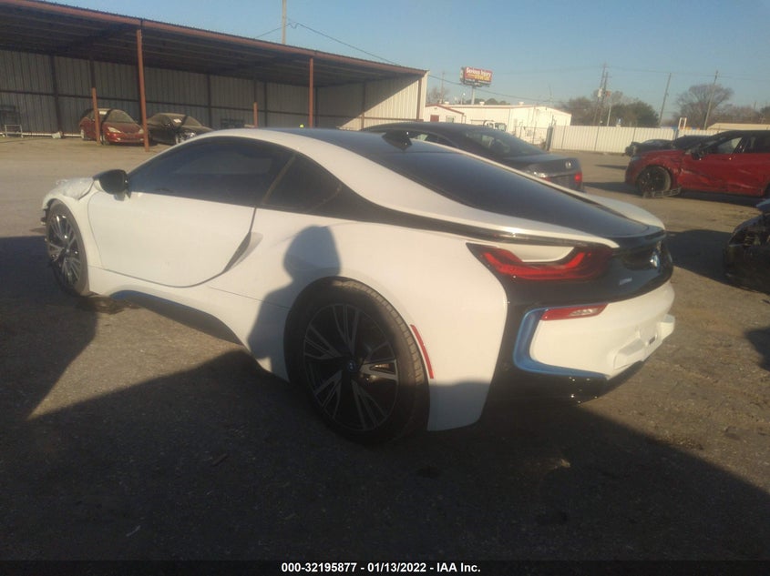 BMW I8 2015