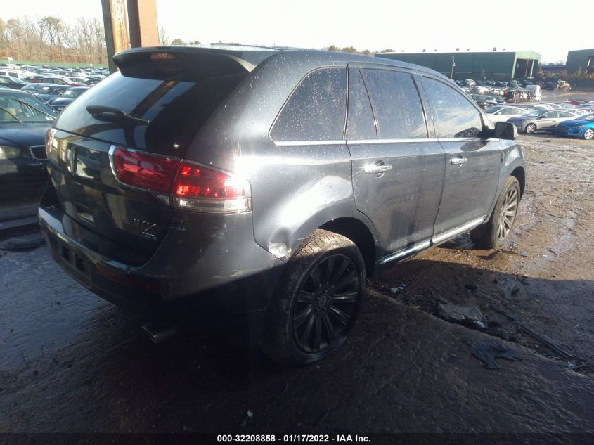 2013 LINCOLN MKX 2LMDJ8JK8DBL41146
