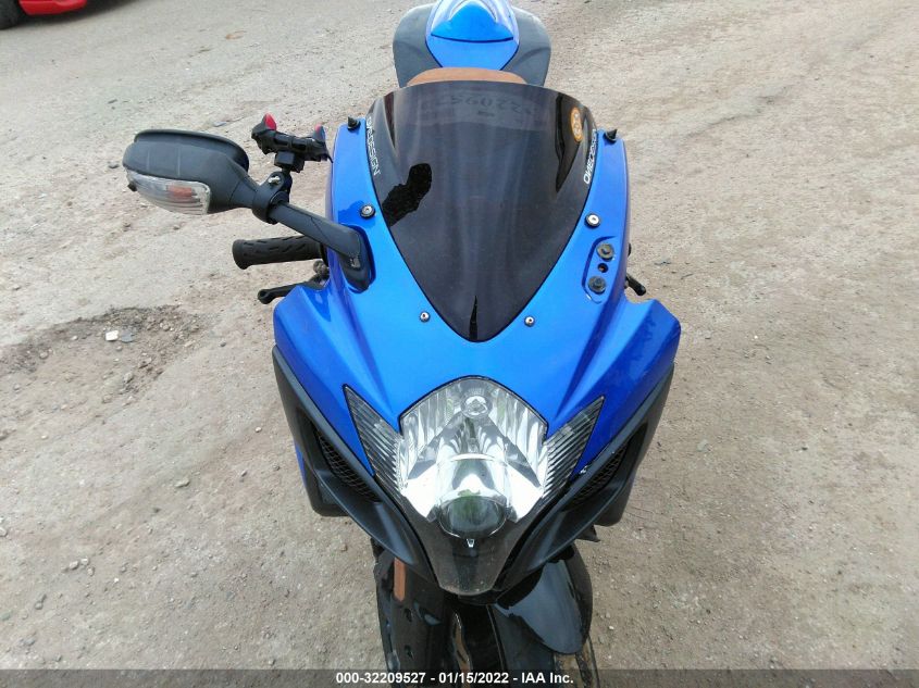 2007 SUZUKI GSX-R750 JS1GR7KA972107527