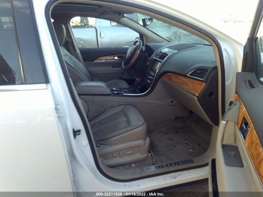 2013 LINCOLN MKX 2LMDJ6JK2DBL42376