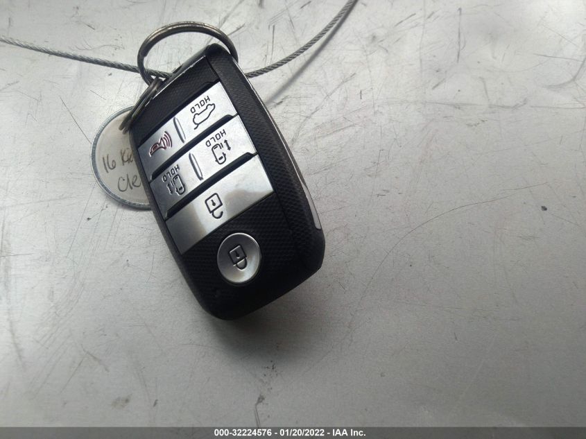 2016 KIA SEDONA LX KNDMB5C18G6213654