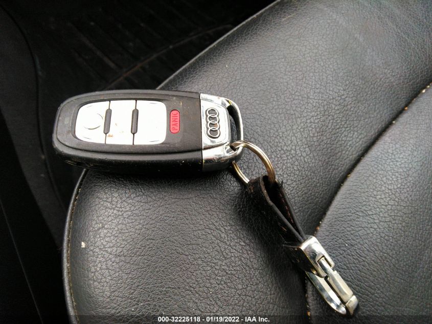 2014 AUDI A4 PREMIUM WAUDFAFLXEA062107