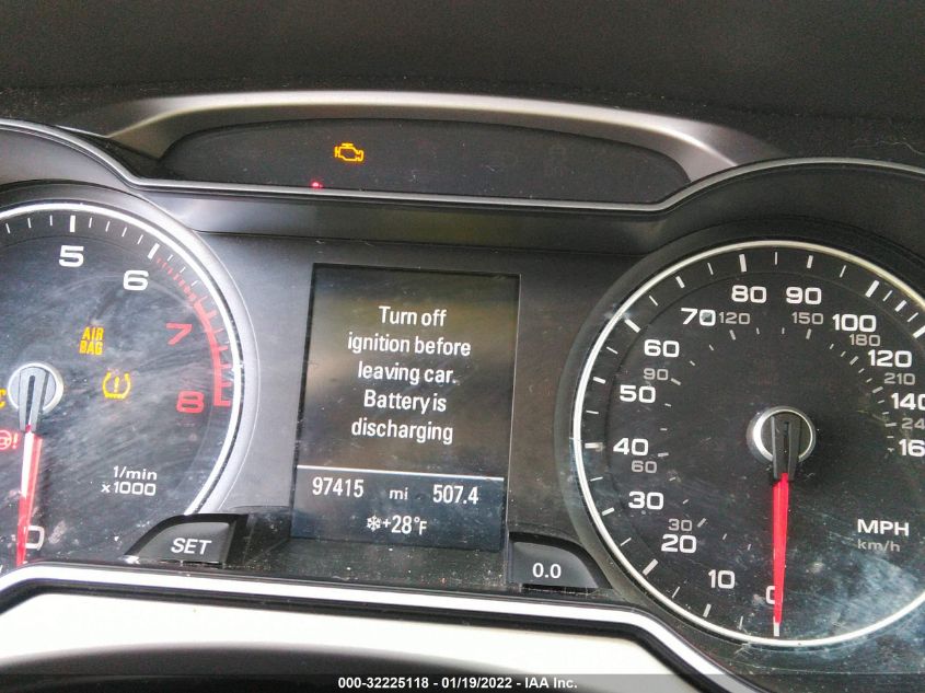2014 AUDI A4 PREMIUM WAUDFAFLXEA062107