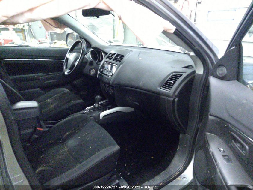 2014 MITSUBISHI OUTLANDER SPORT ES 4A4AP3AU5EE013624
