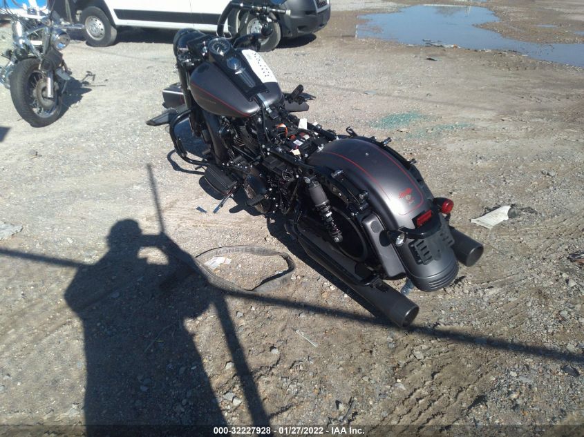 2017 HARLEY-DAVIDSON FLHRXS 1HD1KVC21HB695760