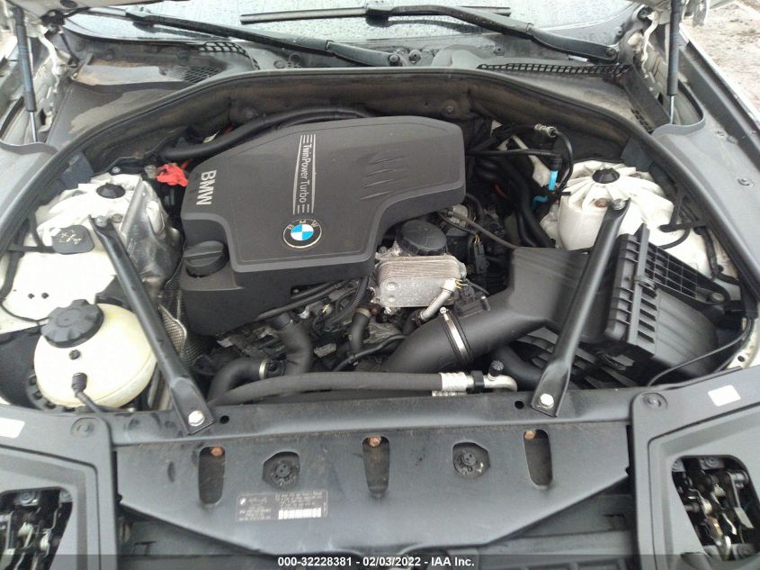 2014 BMW 5 SERIES 528I XDRIVE WBA5A7C52ED616086