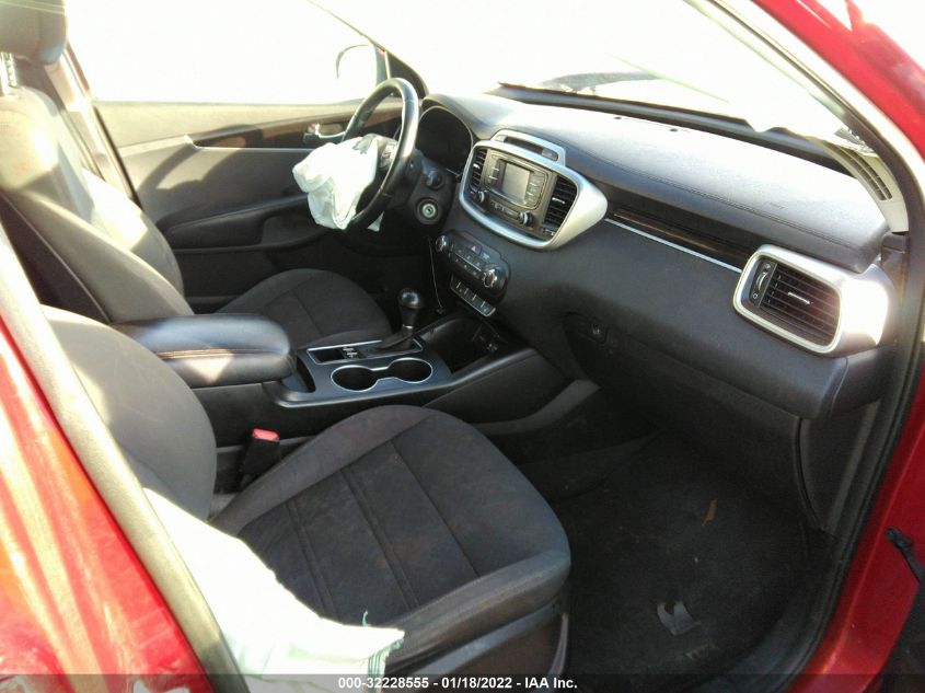 2016 KIA SORENTO LX 5XYPGDA36GG165503