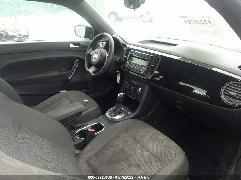 2013 VOLKSWAGEN BEETLE COUPE 2.5L ENTRY 3VWFP7AT4DM643880
