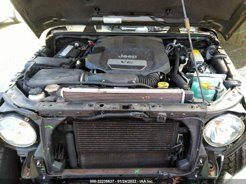 2016 JEEP WRANGLER UNLIMITED SAHARA 1C4BJWEGXGL142833