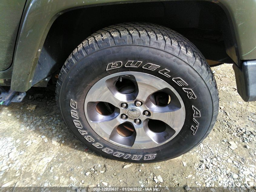 2016 JEEP WRANGLER UNLIMITED SAHARA 1C4BJWEGXGL142833