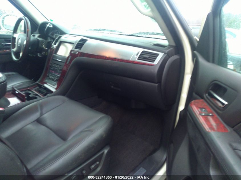 2013 CADILLAC ESCALADE EXT PREMIUM 3GYT4NEF8DG135136