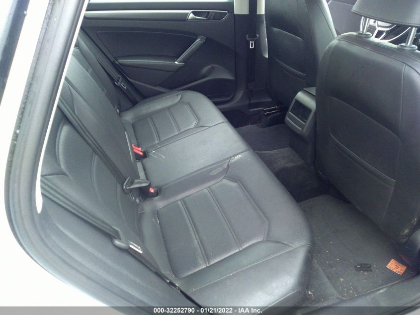 2017 VOLKSWAGEN PASSAT R-LINE W/COMFORT PKG 1VWDT7A34HC049140