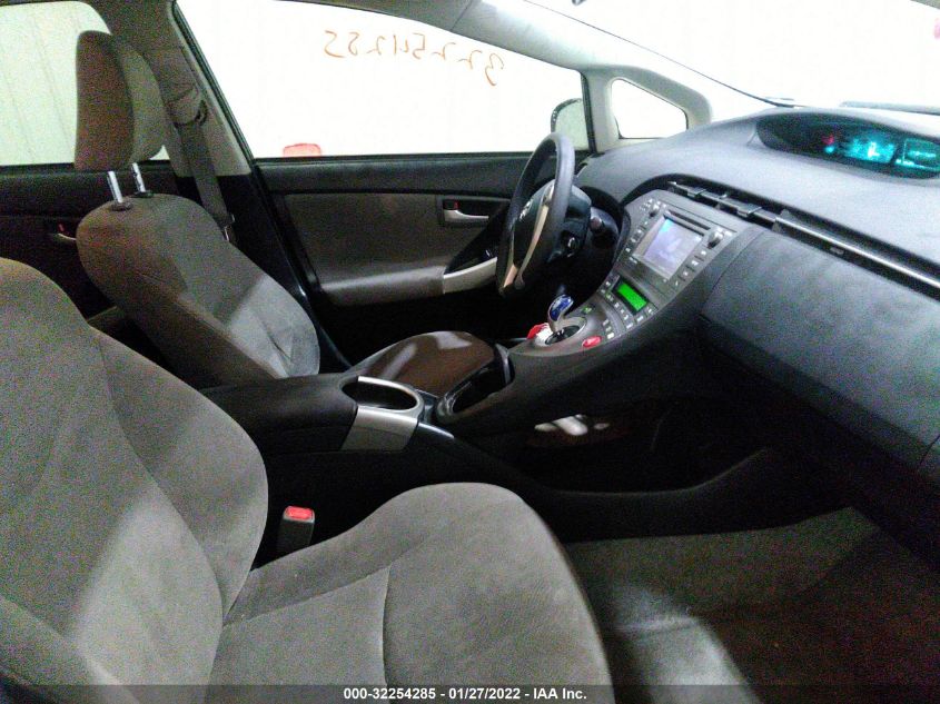2015 TOYOTA PRIUS FOUR JTDKN3DU5F0397013