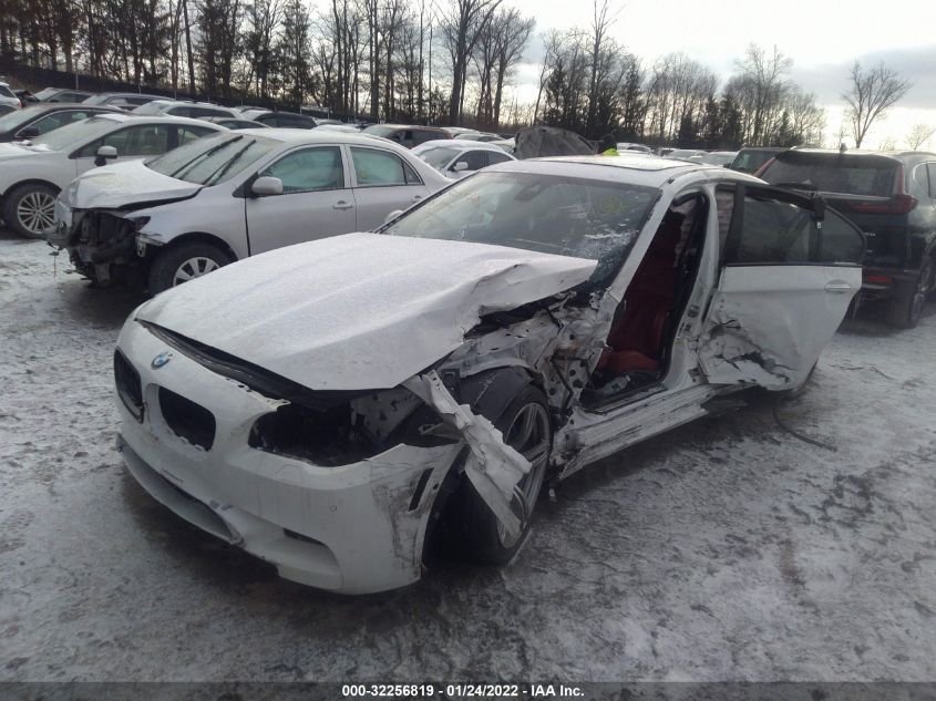 2015 BMW M5 WBSFV9C51FD595183