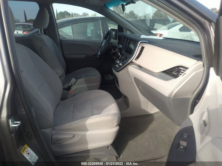 2015 TOYOTA SIENNA L 5TDZK3DC2FS688189