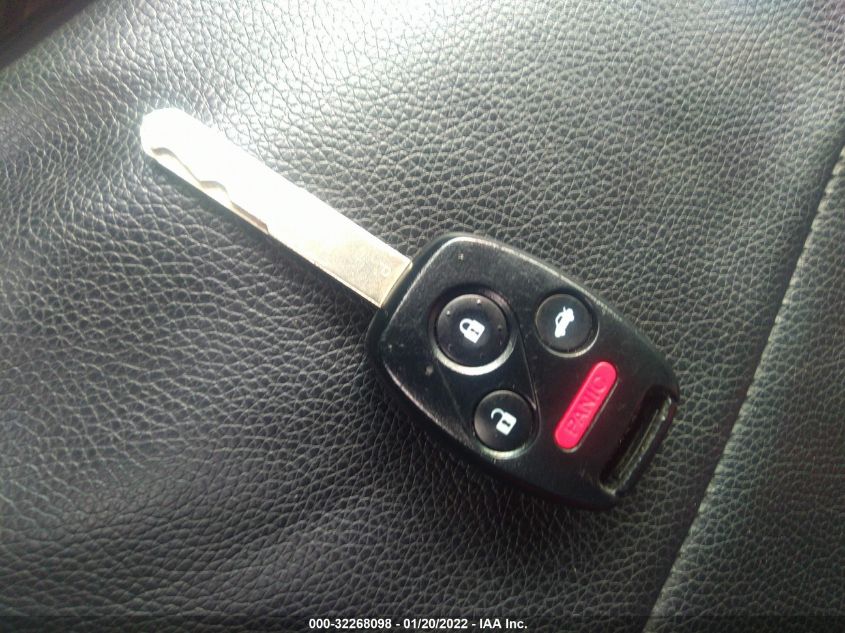 2013 HONDA CIVIC SDN EX 2HGFB2F83DH543830