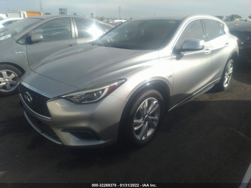 2018 INFINITI QX30 BASE SJKCH5CP4JA046869