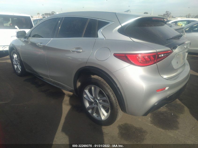 2018 INFINITI QX30 BASE SJKCH5CP4JA046869