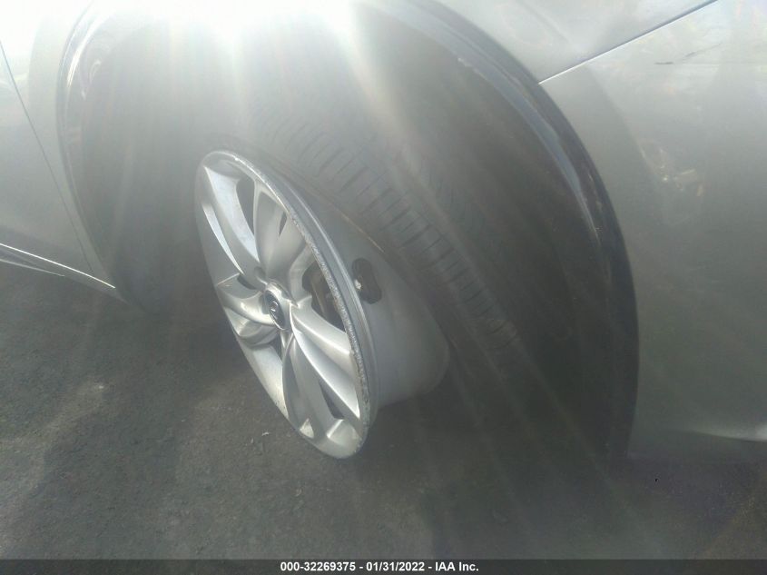 2018 INFINITI QX30 BASE SJKCH5CP4JA046869