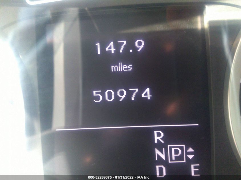 2018 INFINITI QX30 BASE SJKCH5CP4JA046869