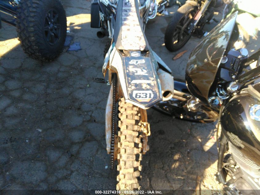 2019 SUZUKI RM-Z250 JS1EC11C6K7100670