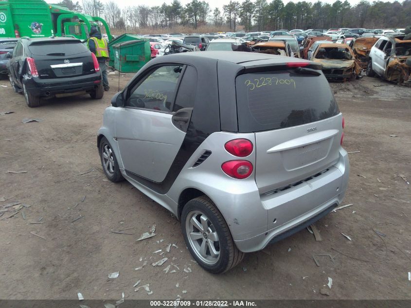 2013 SMART FORTWO PURE/PASSION WMEEJ3BA3DK693782