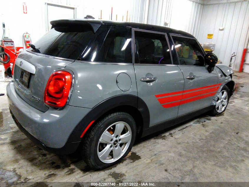 2015 MINI COOPER HARDTOP 4 DOOR WMWXS5C59FT829716
