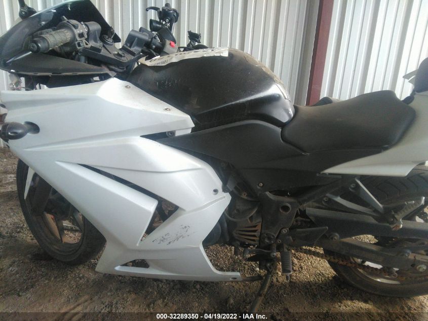 2008 KAWASAKI EX250 J JKAEXMJ138DA08983