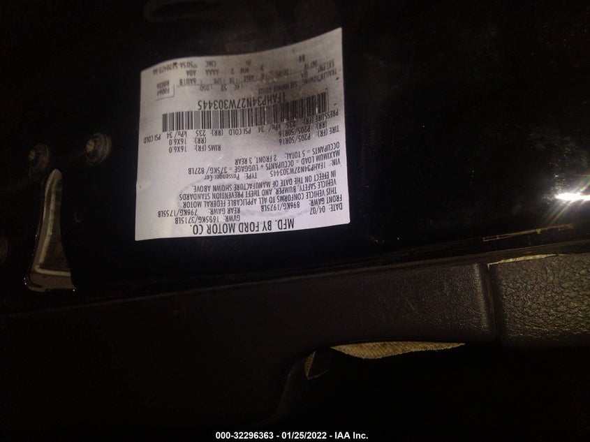 2007 FORD FOCUS VIN: 1FAHP34N27W303445