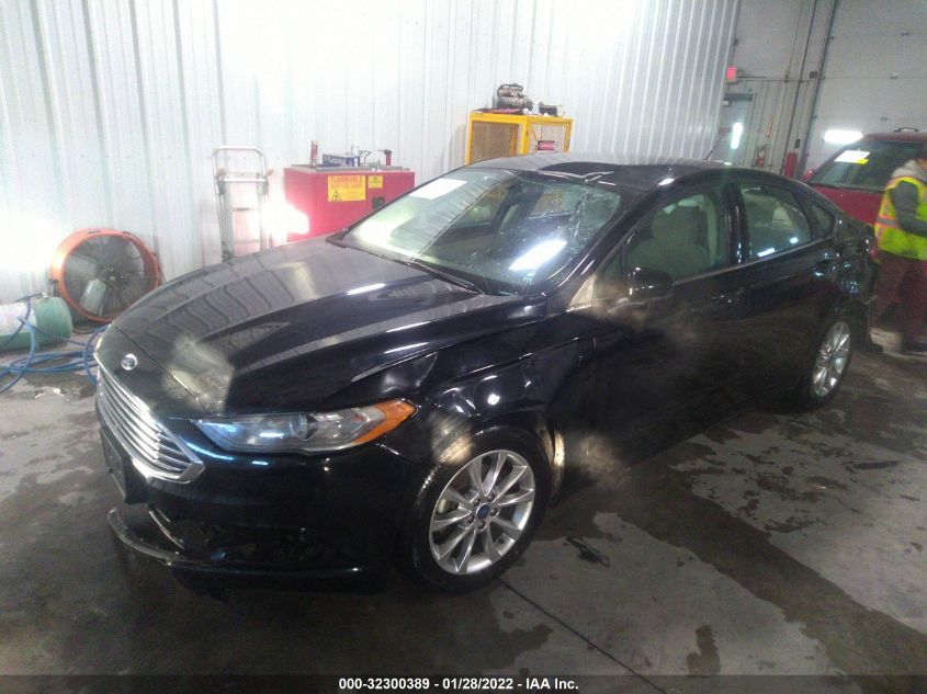 VIN 3FA6P0H71HR259413 2017 FORD FUSION no.2