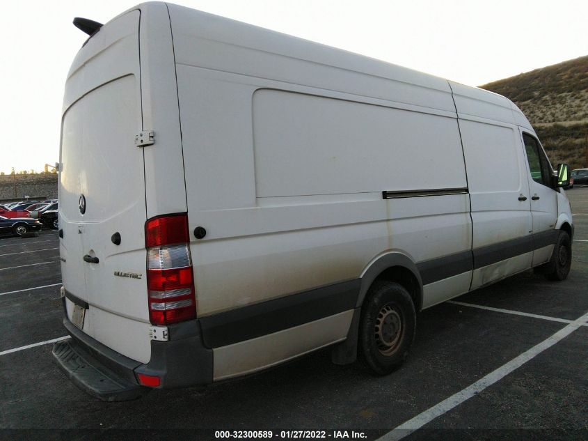 2015 MERCEDES-BENZ SPRINTER CARGO VANS EXT WD3PE8DC7FP112467