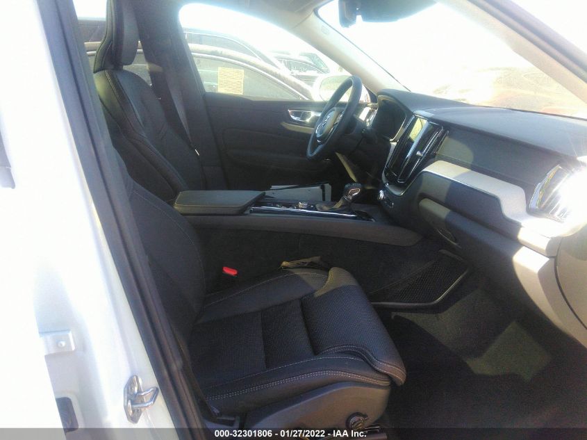 2021 VOLVO XC60 INSCRIPTION YV4102DL6M1710618