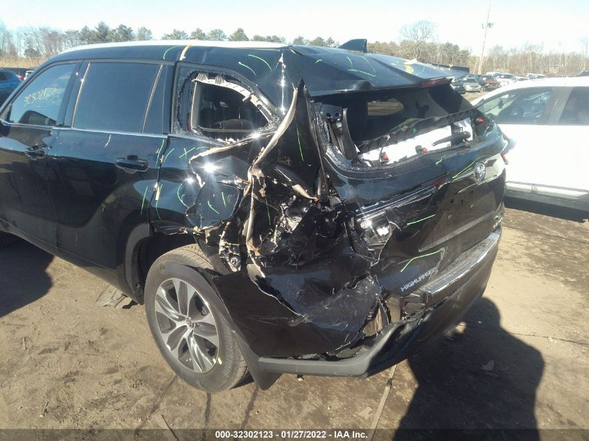 2022 TOYOTA HIGHLANDER XLE 5TDGZRBH2NS563499
