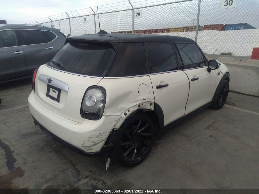 2015 MINI COOPER HARDTOP 4 DOOR WMWXS5C5XFT832544