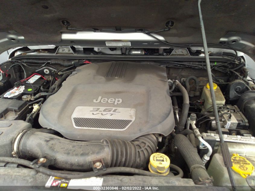 2013 JEEP WRANGLER UNLIMITED SAHARA 1C4BJWEG9DL595269