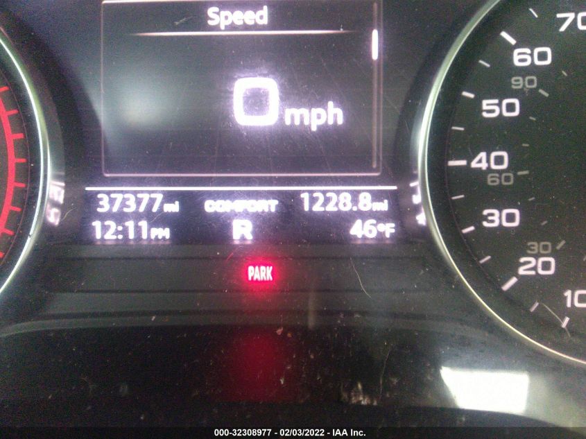 2018 AUDI A4 PREMIUM/TECH PREMIUM WAUDNAF40JA115368