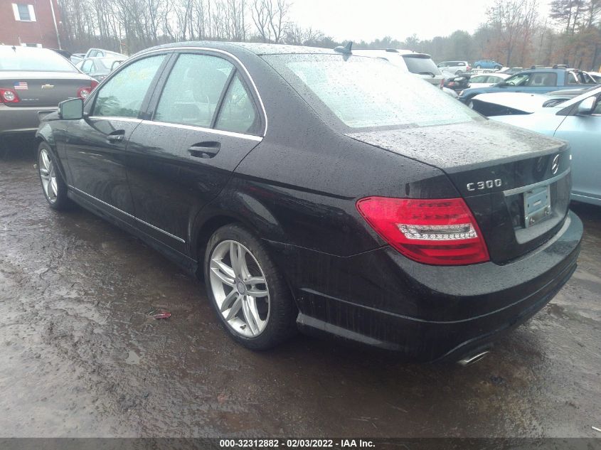 2014 MERCEDES-BENZ C-CLASS C 300 WDDGF8AB8ER310143