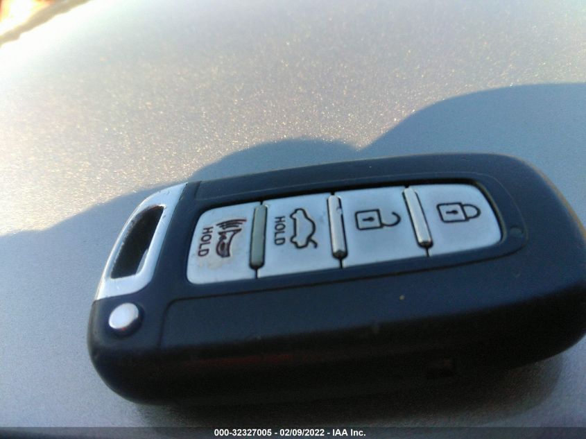 2013 HYUNDAI SONATA HYBRID LIMITED KMHEC4A45DA080218