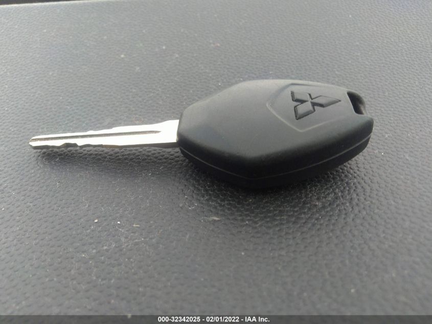 2015 MITSUBISHI MIRAGE DE/RF ML32A3HJ3FH043541