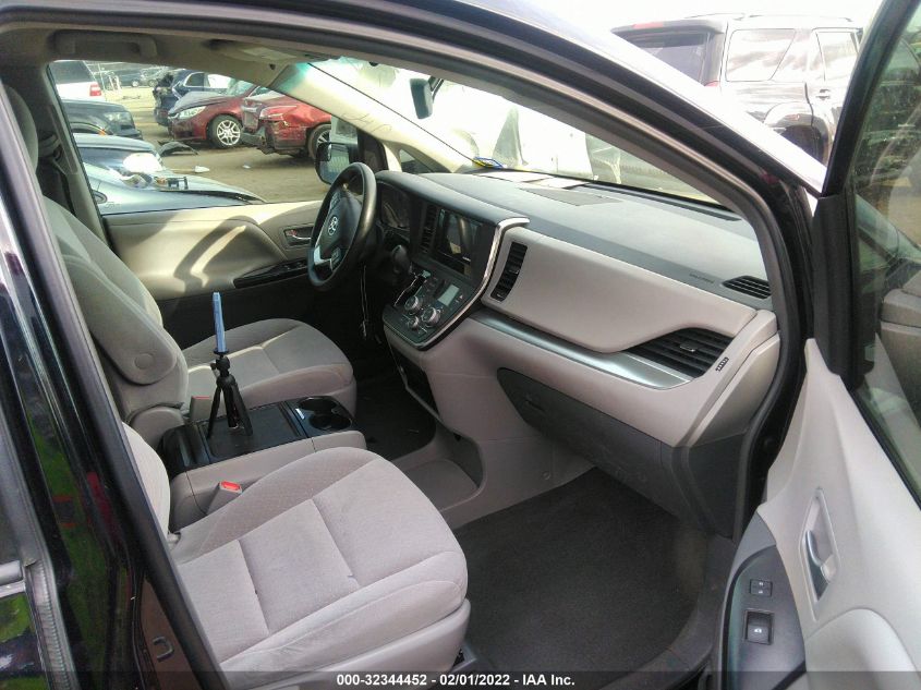 2015 TOYOTA SIENNA LE 5TDKK3DC7FS623419