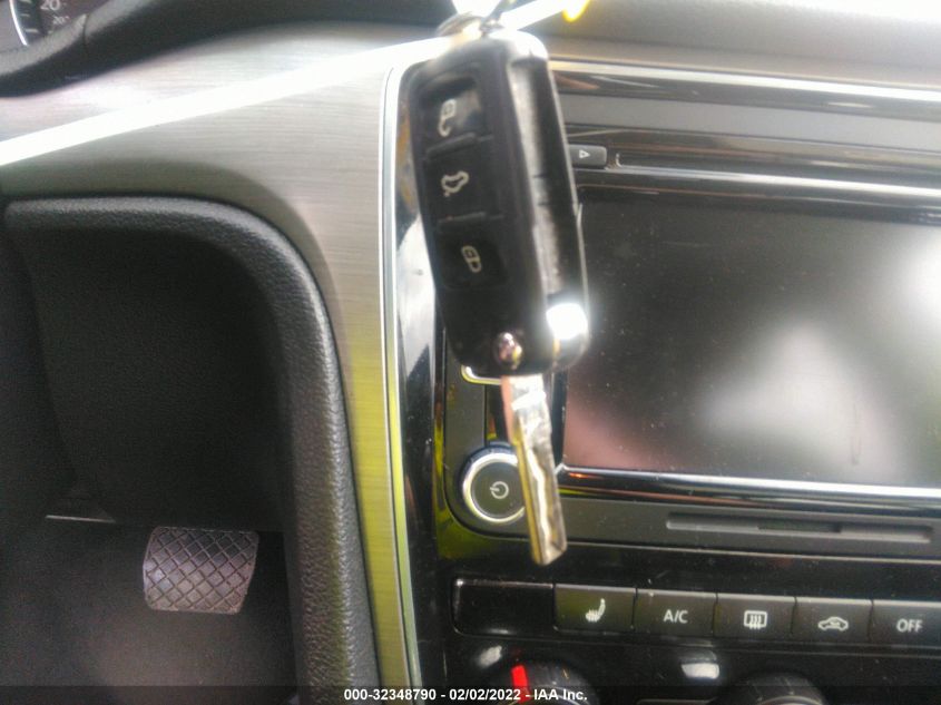 2014 VOLKSWAGEN PASSAT SE W/SUNROOF 1VWBT7A3XEC095560