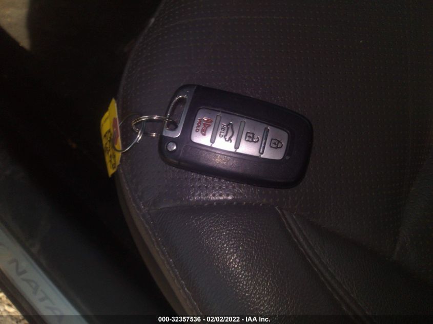 2013 HYUNDAI SONATA HYBRID LIMITED KMHEC4A40DA097637