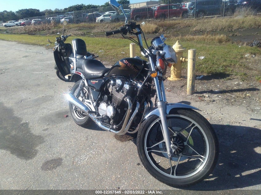 JH2PC0902DM003089 Honda CB550 Photo 1