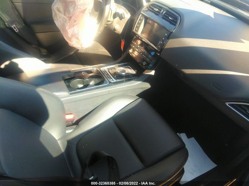 2017 JAGUAR XE 25T SAJAR4BG5HA978934