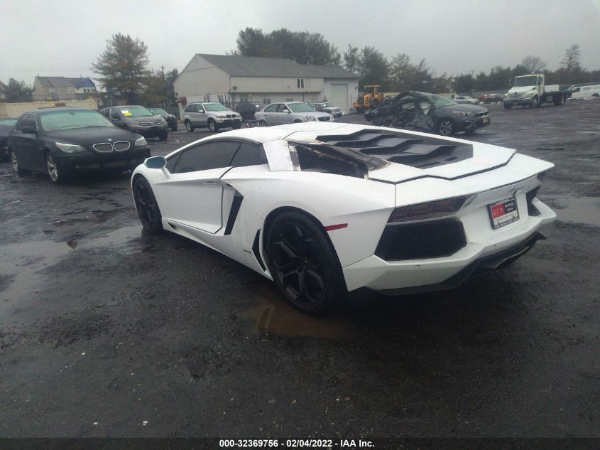 2014 LAMBORGHINI AVENTADOR ZHWUC1ZD1ELA02604