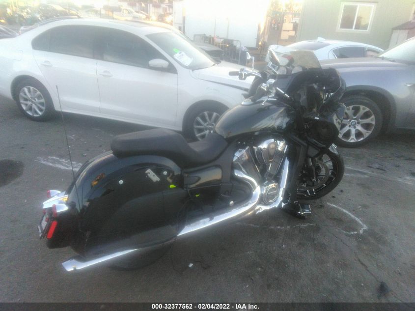 2021 INDIAN MOTORCYCLE CO. CHALLENGER LIMITED 56KLCARR1M3397227